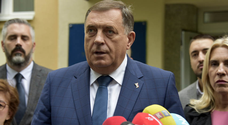 milorad dodik srna.jpg